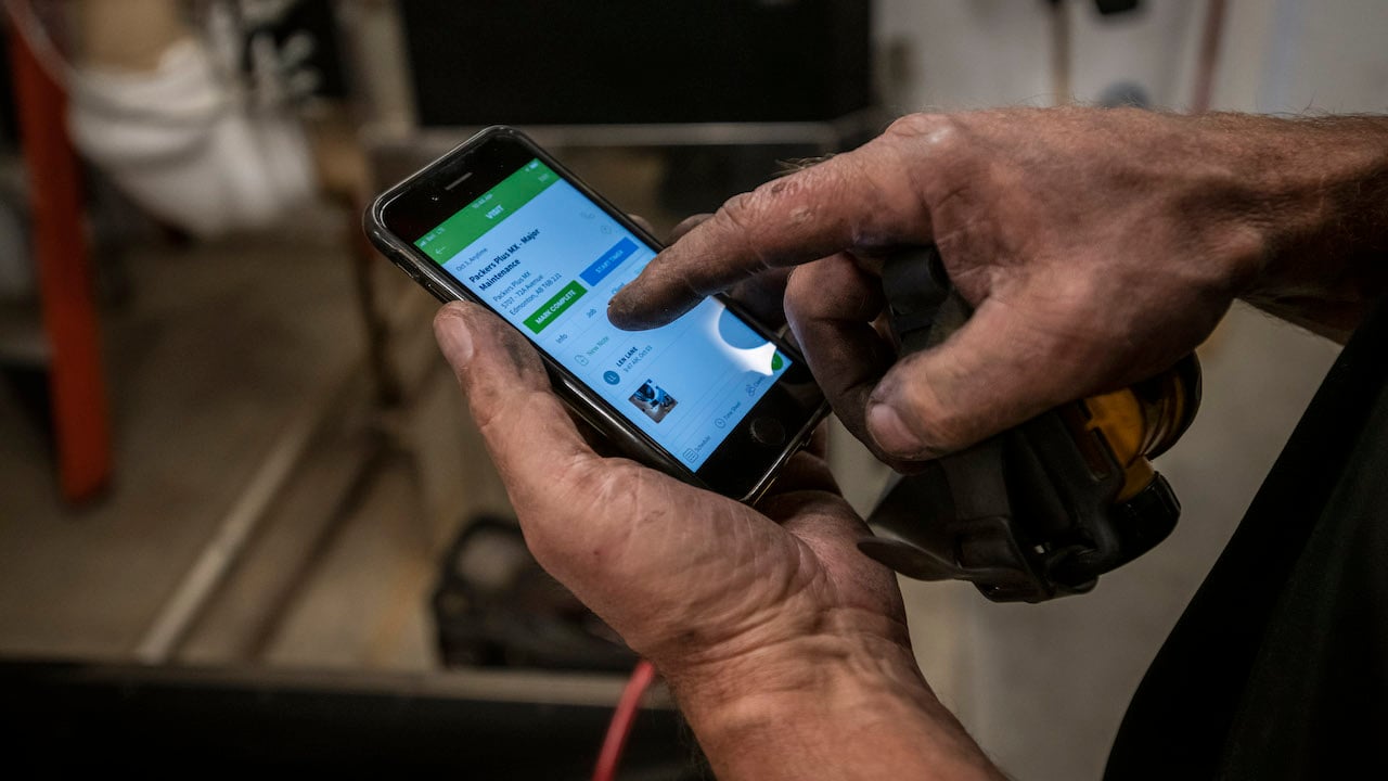 image of Park Lane Plumbing invoicing from their cell phone