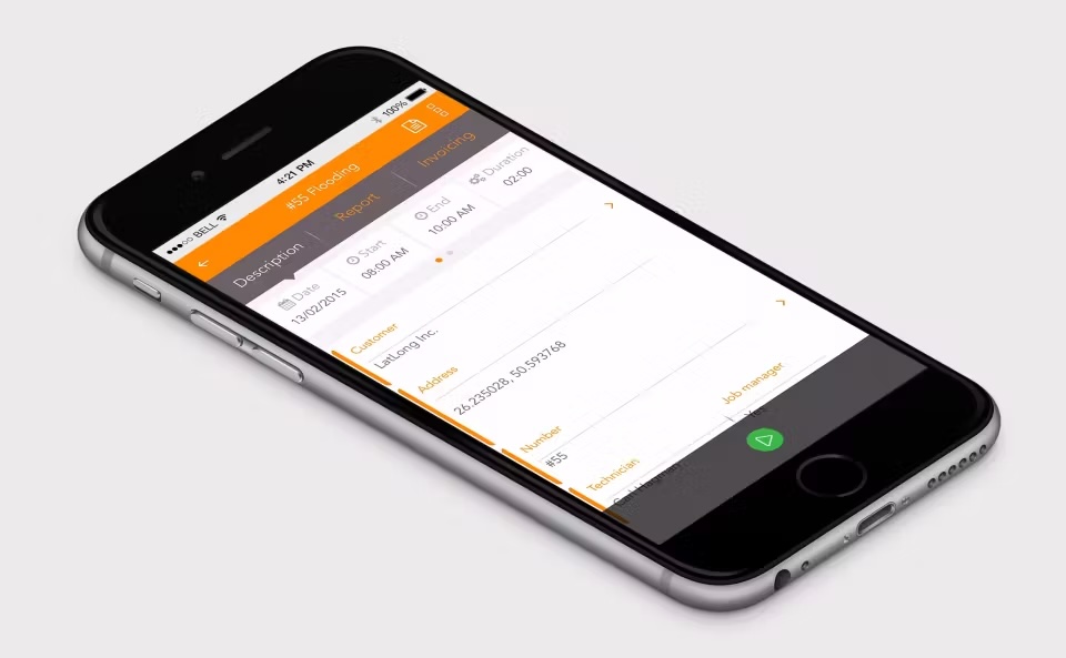 Synchroteam CRM software on mobile device