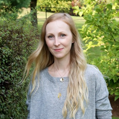Headshot of Erin Ellis, Manager, Content Marketing at Jobber
