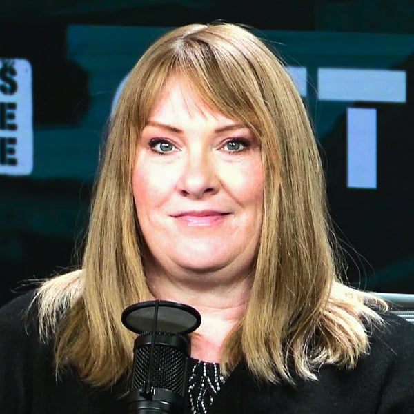 Headshot of Kelly Guerrero, owner of HomePro Coaching